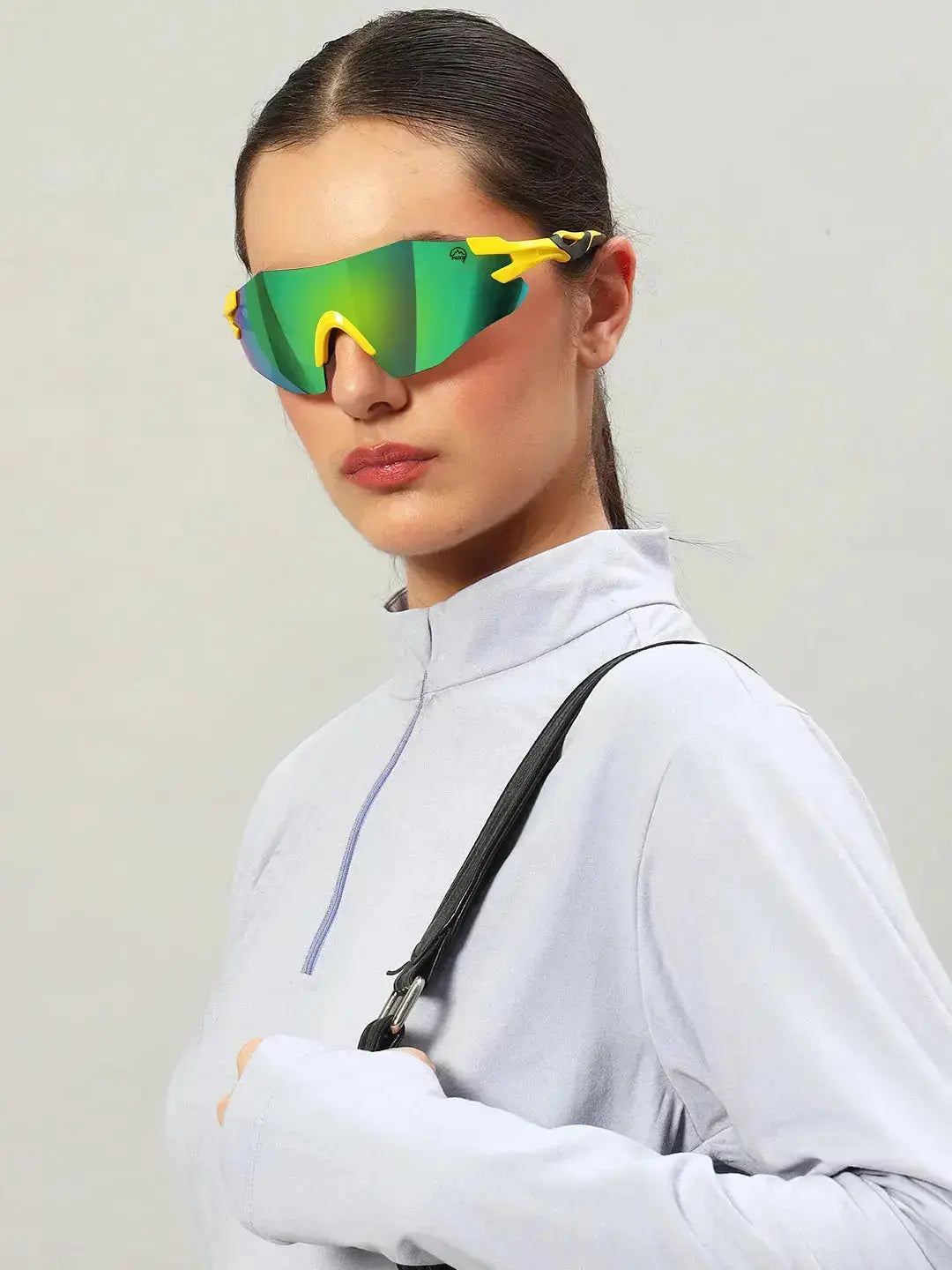 8-Base Curved Sunglasses