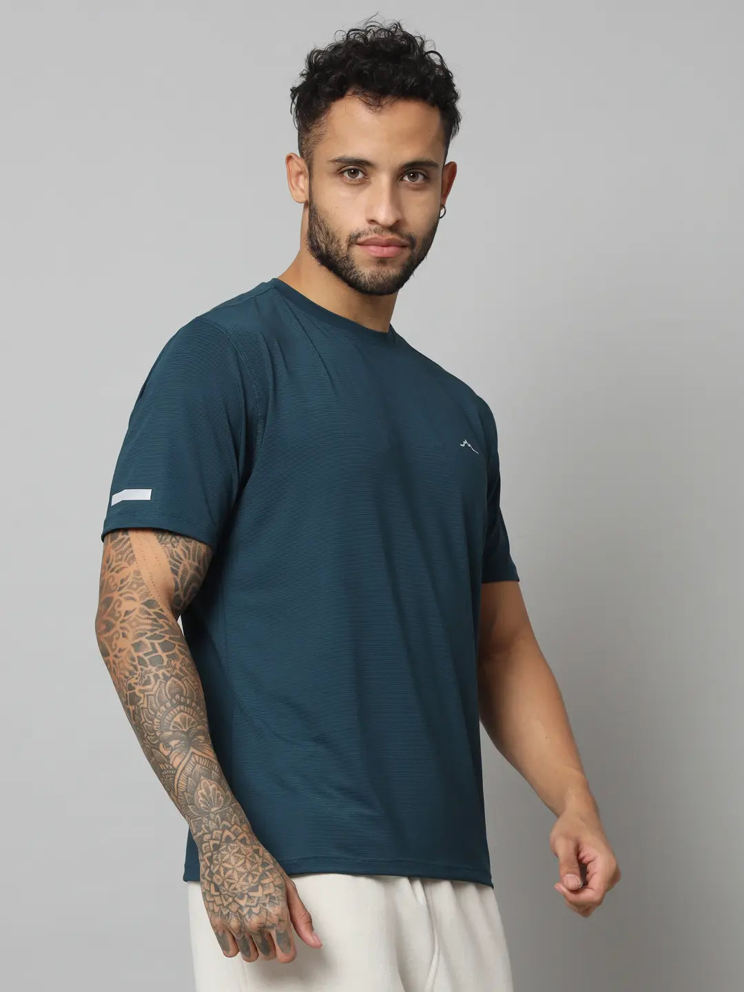 Pacific Blue Men's Ultralight Athletic T Shirt - Reccy