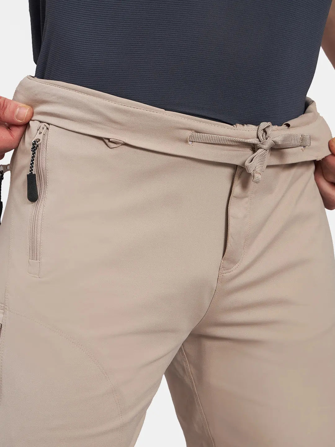 Elasticated Waistband of Cargo Shorts - Reccy